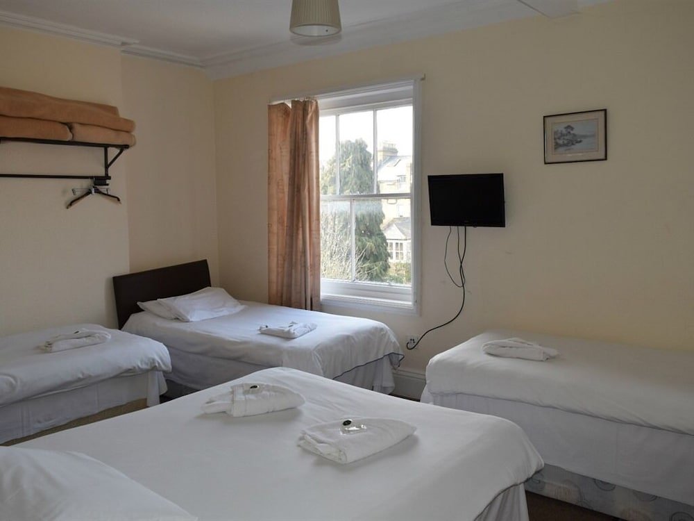 Фото Charlies Hotel