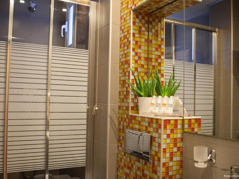 Фото Kronos Hotel