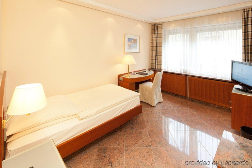 Фото Jams Music Hotel Munich