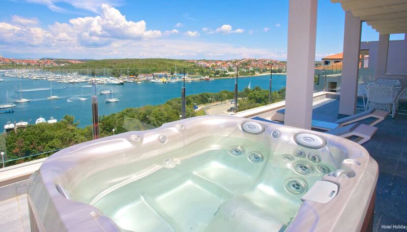 Фото Arena Hotel Holiday