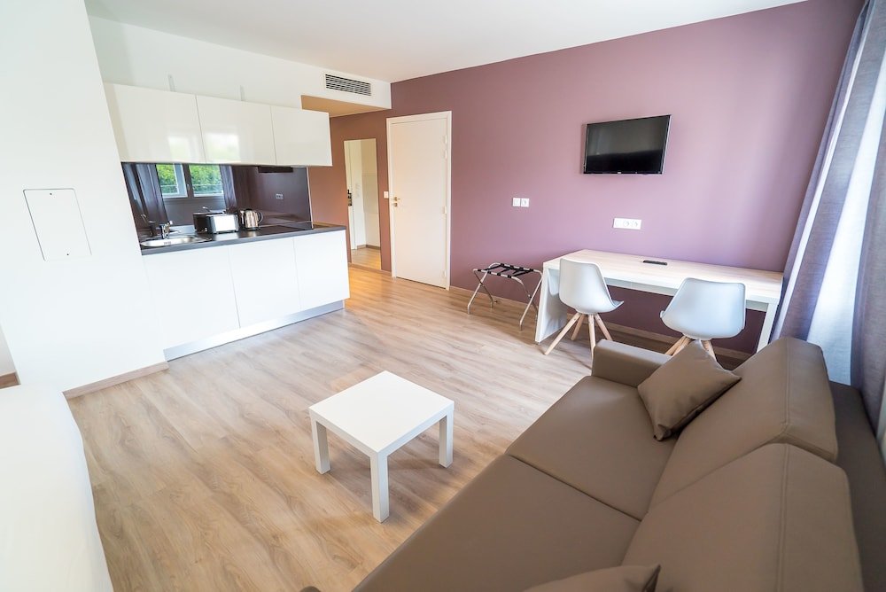 Фото All Suites Appart Hotel Massy Palaiseau