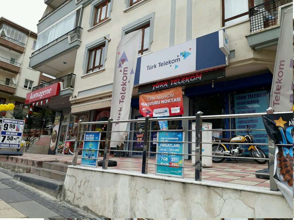 Mobile phone store Türk Telekom, Ankara, photo