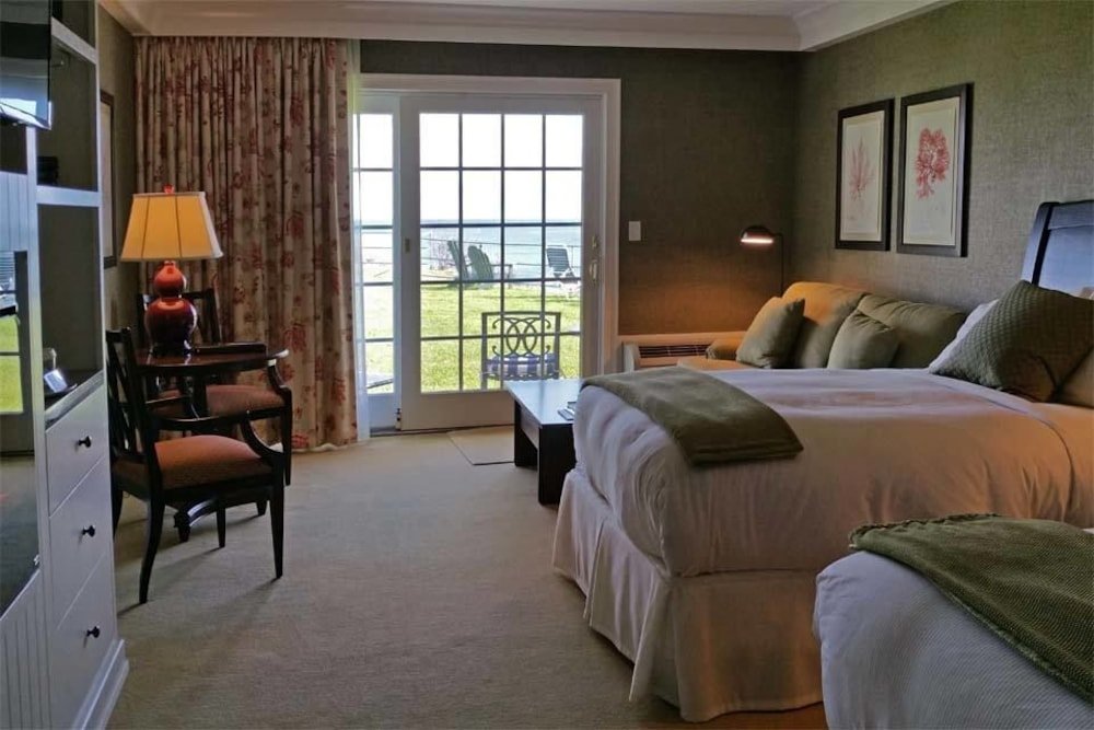 Фото Stage Neck Inn