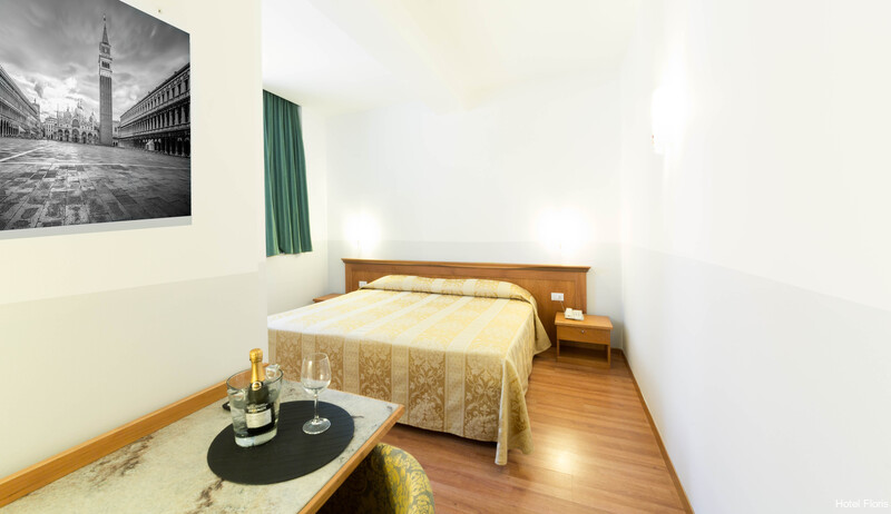 Фото Hotel Floris