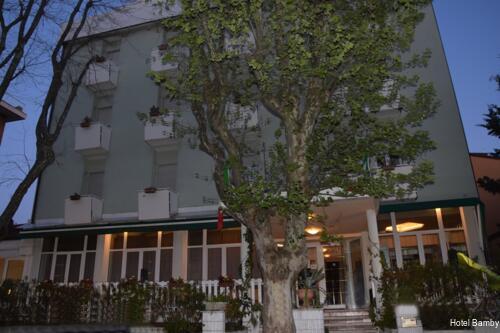 Фото Hotel Bamby