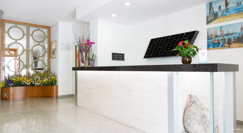 Фото Hotel Saint Tropez