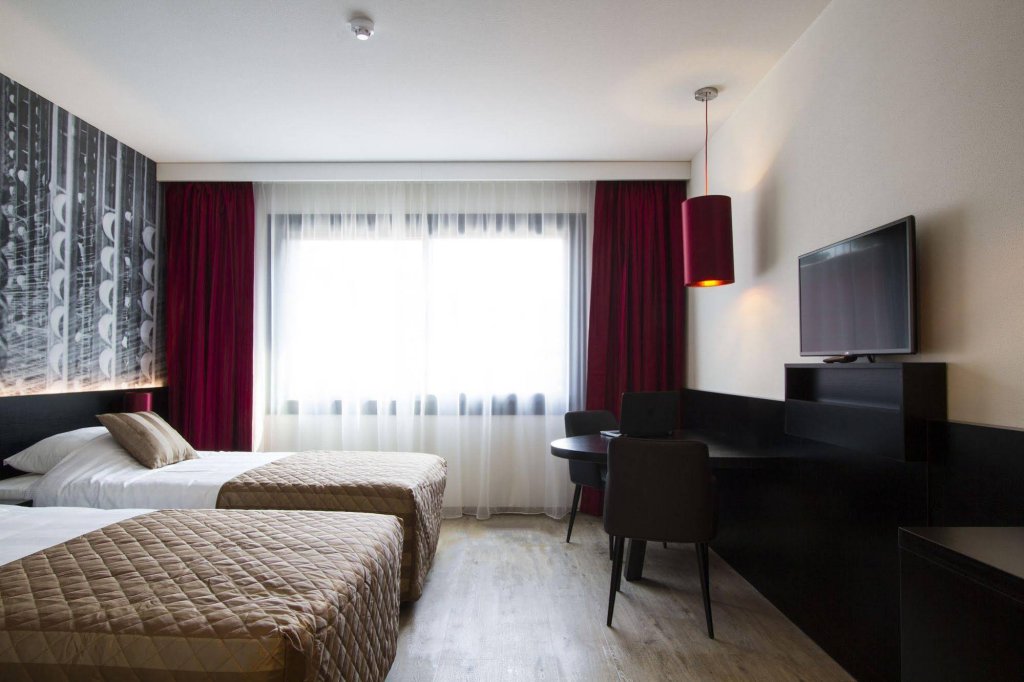 Фото Bastion Hotel Eindhoven Waalre