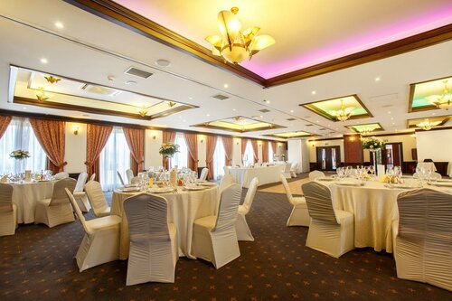 Гостиница DoubleTree by Hilton Hotel Sighisoara - Cavaler в Румынии