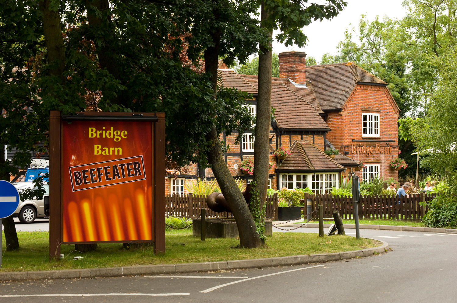 Фото Premier Inn Woking West - A324