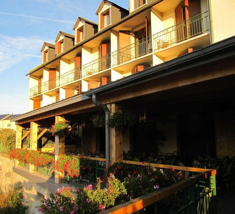 Гостиница Hôtel des Rochers