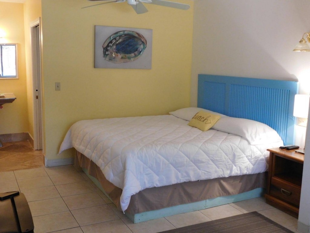 Фото Nokomis Inn And Suites