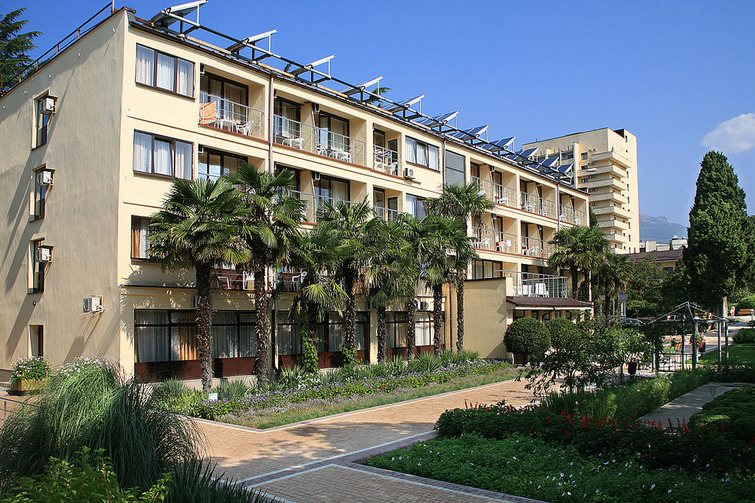 Фото отеля 2