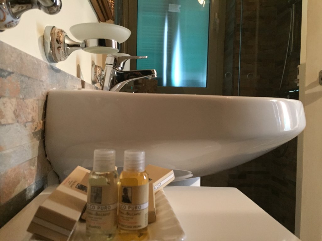 Фото Гостевой Дом Palazzo Laguardia B&b