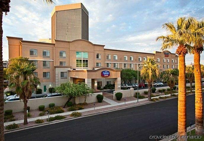 Гостиница Fairfield Inn & Suites by Marriott Phoenix Midtown в Финиксе