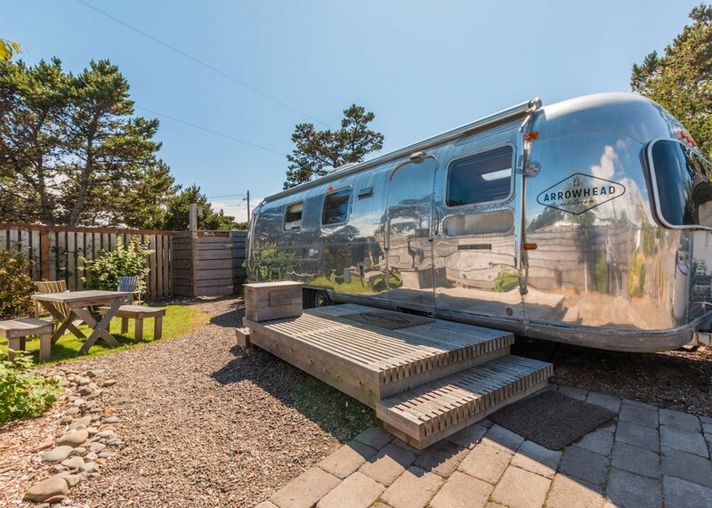 Гостиница Hart's Camp Airstream Hotel & Rv Park