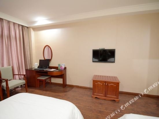 Фото GreenTree Inn Changzhou Chunqiuyancheng Hutang Textile City Hotel