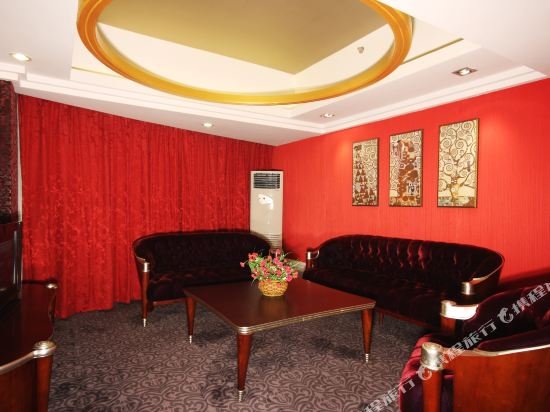 Фото Nanning Sanzan Hotel