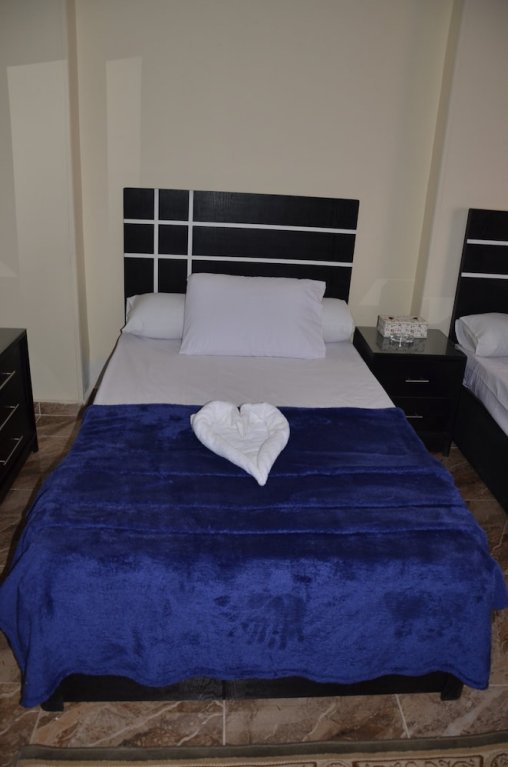 Фото Makadi Pyramids View