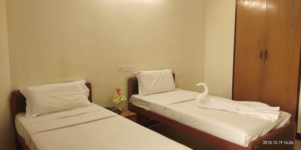 Фото Ywca International Guest House