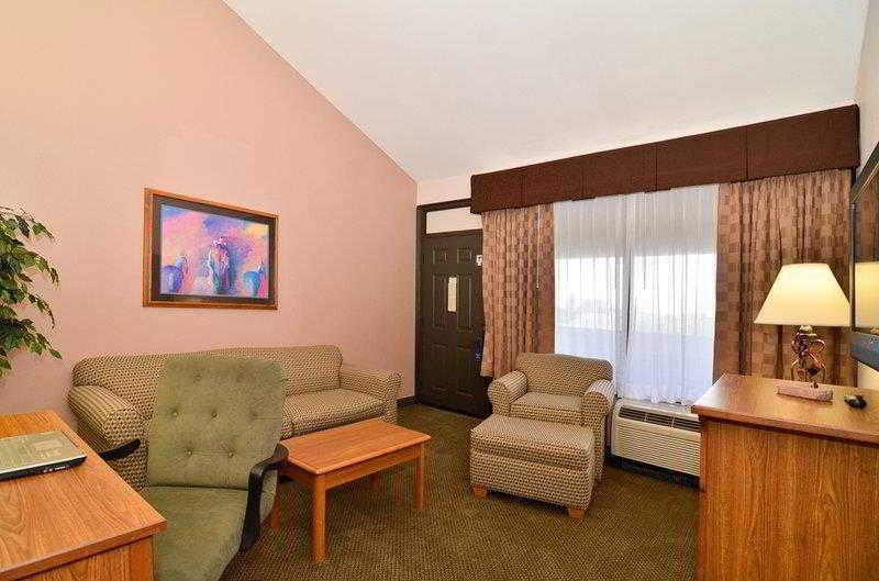 Фото Best Western Plus Saddleback Inn & Conference Center