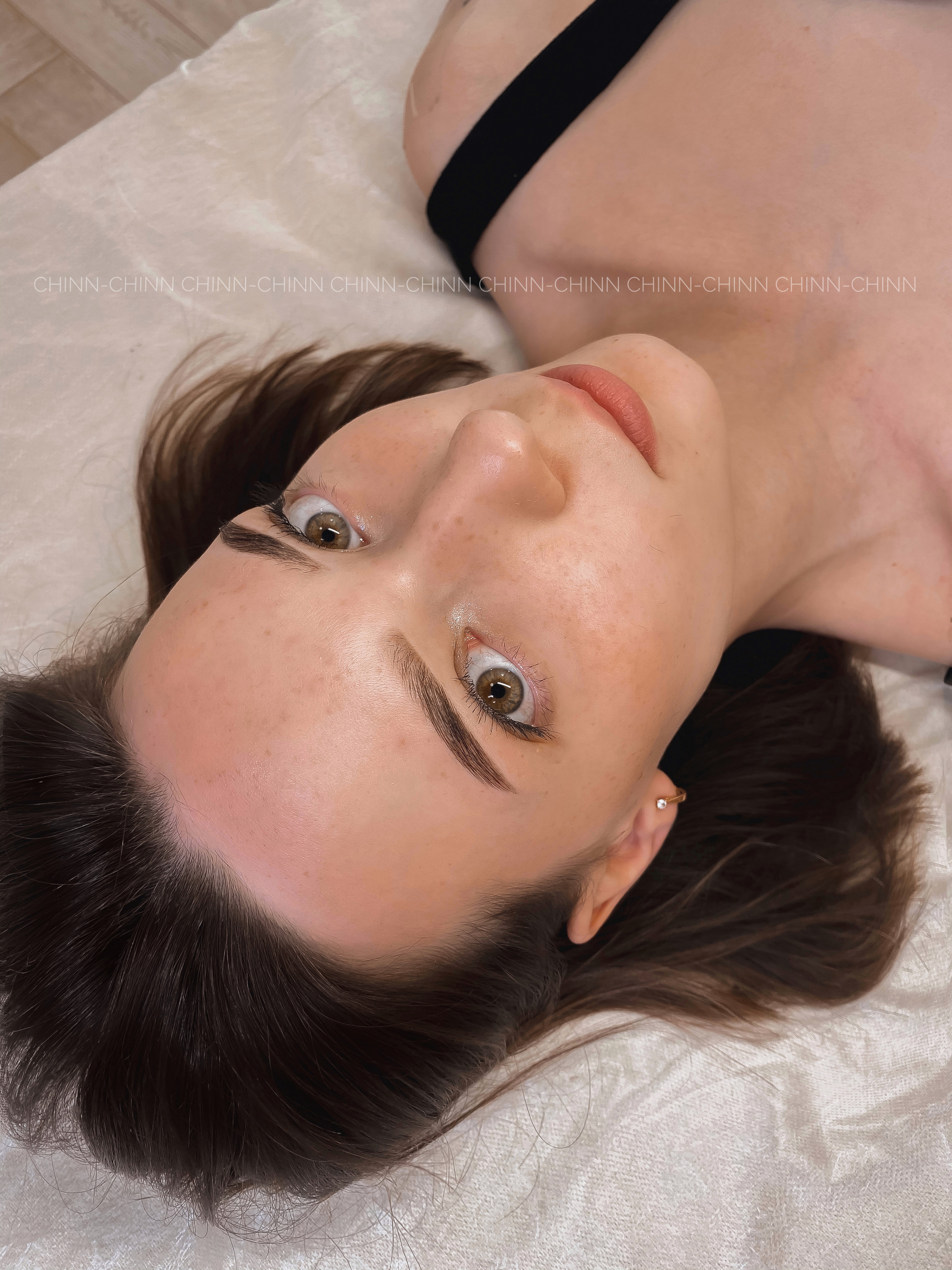 Густые и неестественные брови