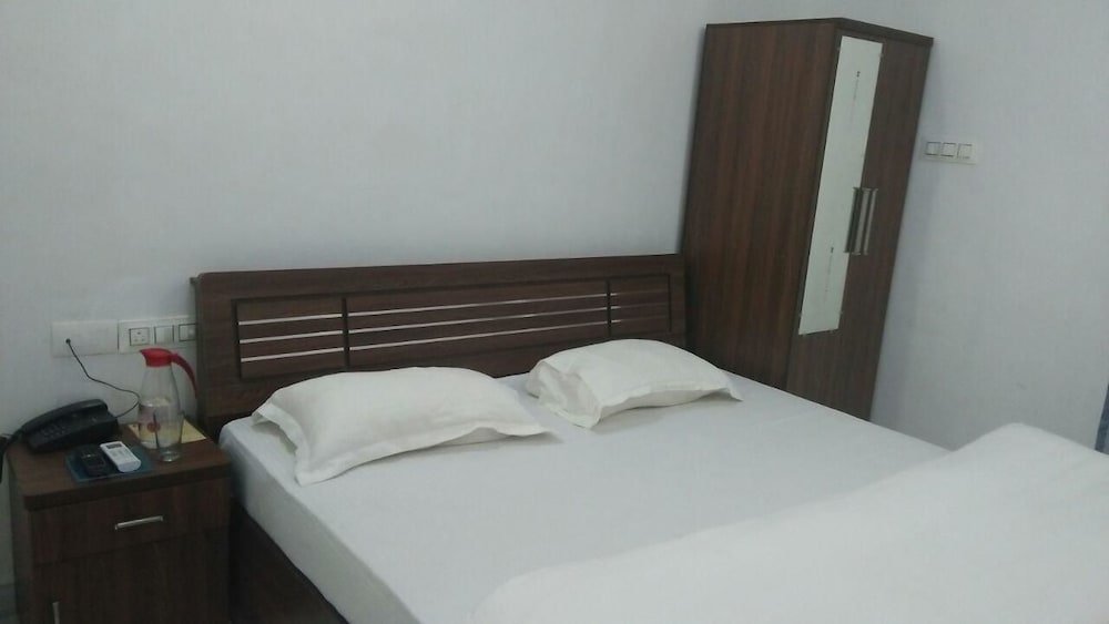 Фото Hotel Shalimar Palace