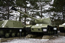 Памятник технике Тяжёлый танк ИС-2, Москва, фото