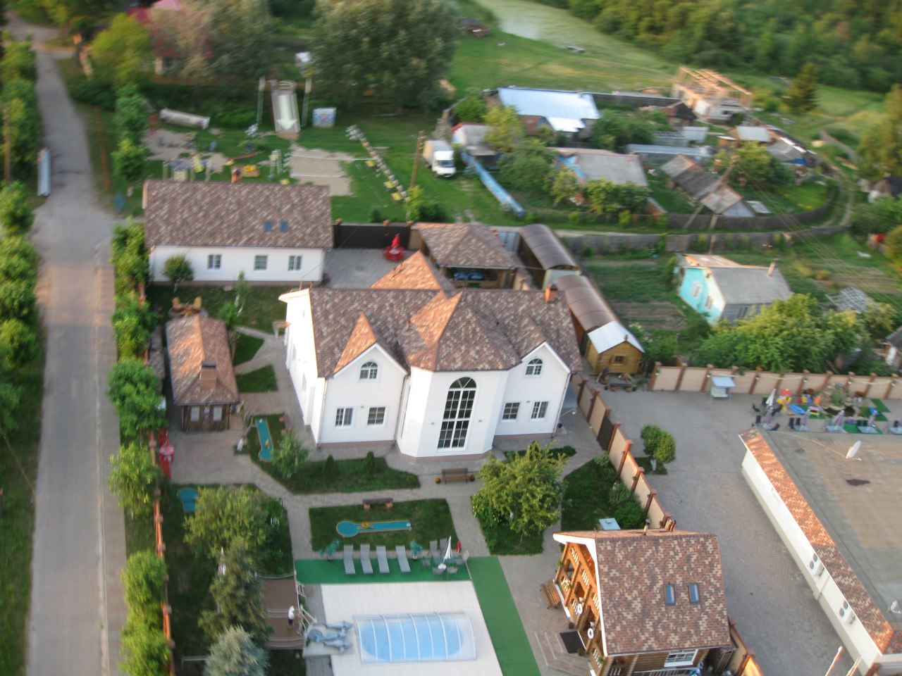 Фото отеля 1