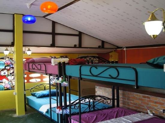 Фото Dorm Des Fleurs Hostel