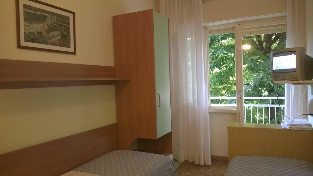 Фото Hotel Capri