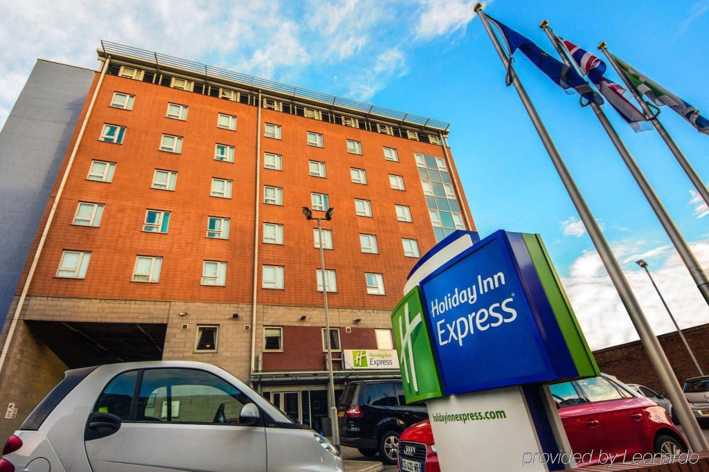 Фото Holiday Inn Express London - Limehouse, an Ihg Hotel