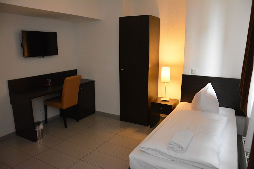 Фото Mosel Hotel Frankfurt