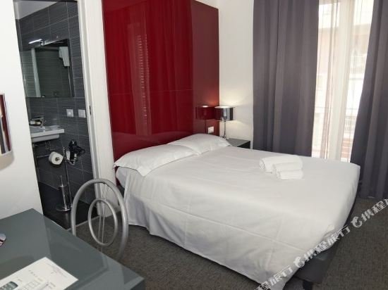 Фото Hotel Leopardi