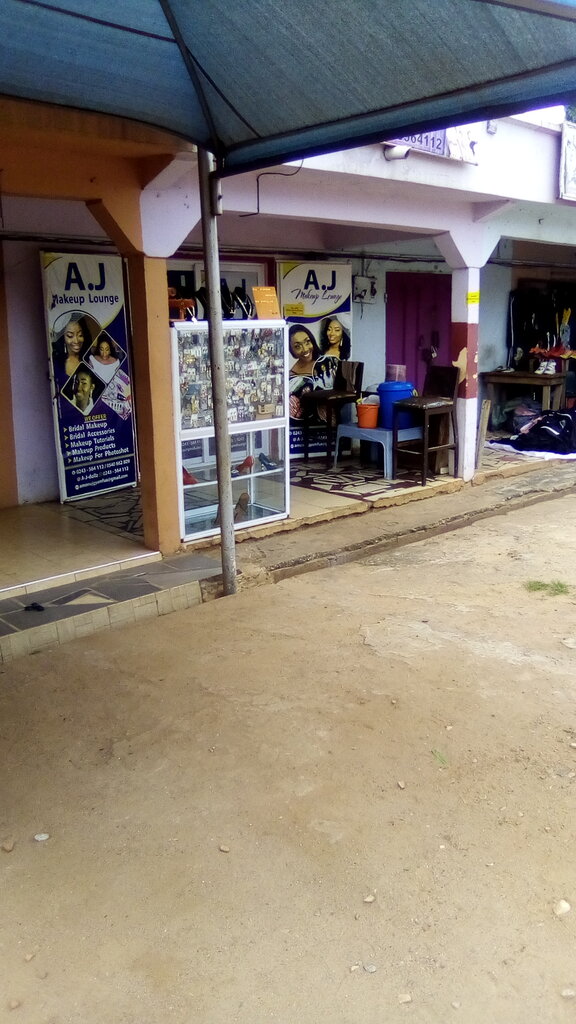 Makeup artists, stylists Aj Make-up Lounge, Kumasi, photo