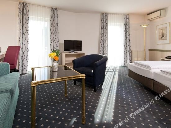 Фото Achat Hotel Reilingen Walldorf