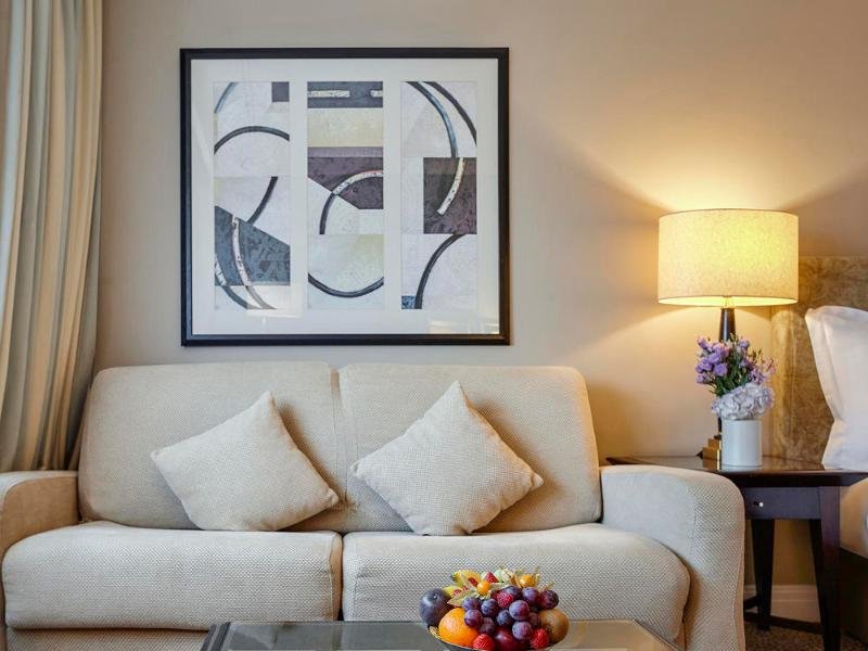 Фото Warwick Paris Champs-Elysees