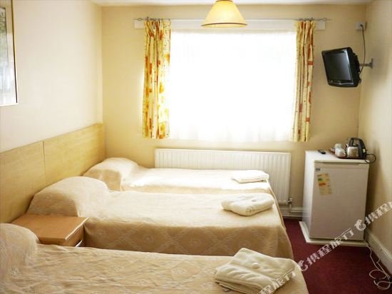 Фото Acton Town Hotel