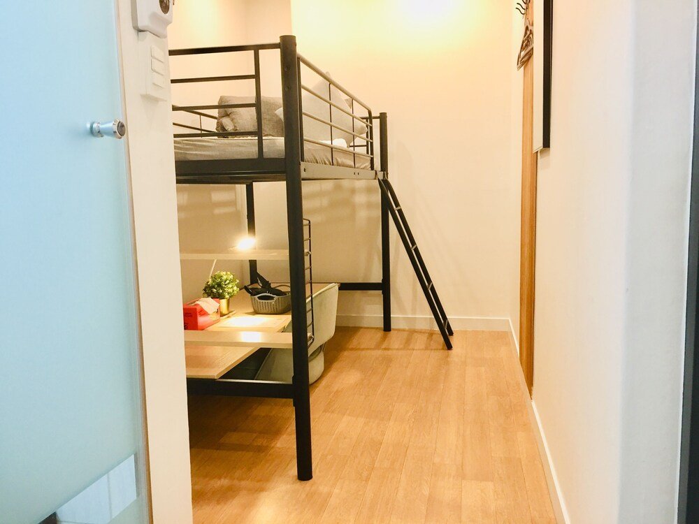 Фото Oyo Hostel Myeongdong 3