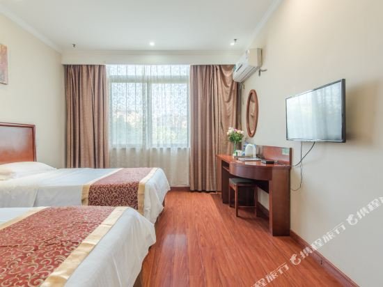 Фото Green Tree Inn LuJiang Bus Terminal Station QianChuan Road Express