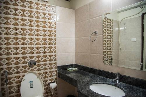 Фото Hotel Dolphin International