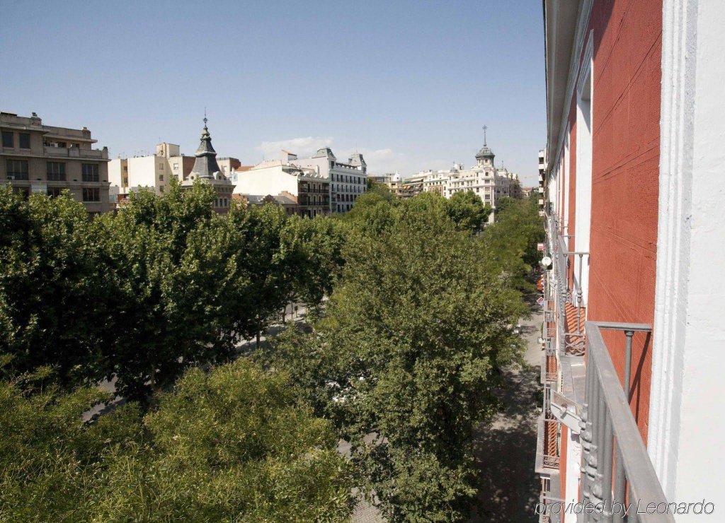 Фото Petit Palace Santa Bárbara