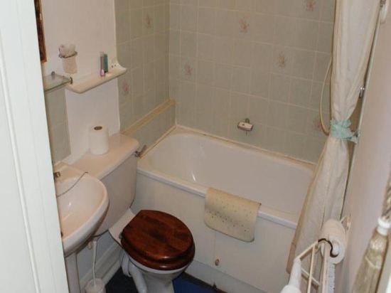 Фото Kirkdale Hotel