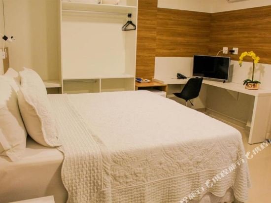 Фото Bristol Aline