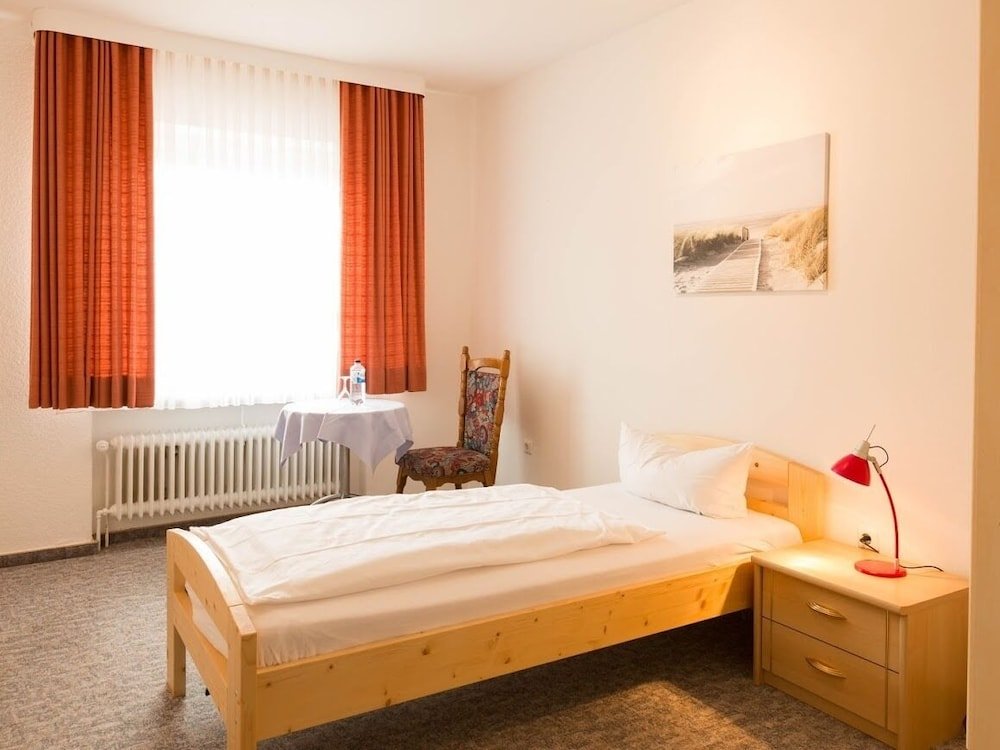 Фото Bed & Breakfast Heiligenhafen