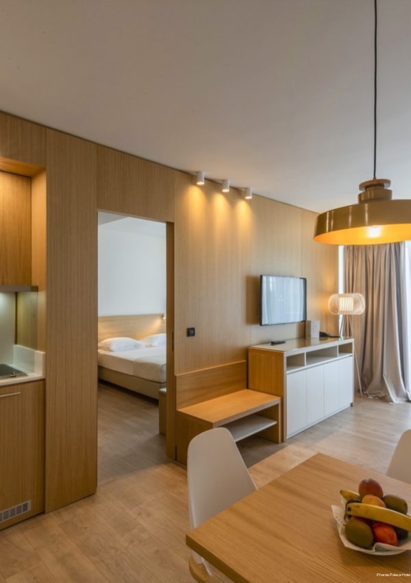 Фото Pharae Palace Hotel