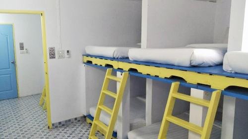 Фото Hua Hin Night Market Hostel