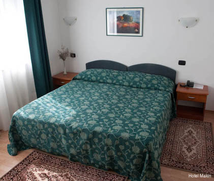 Фото Hotel Makin