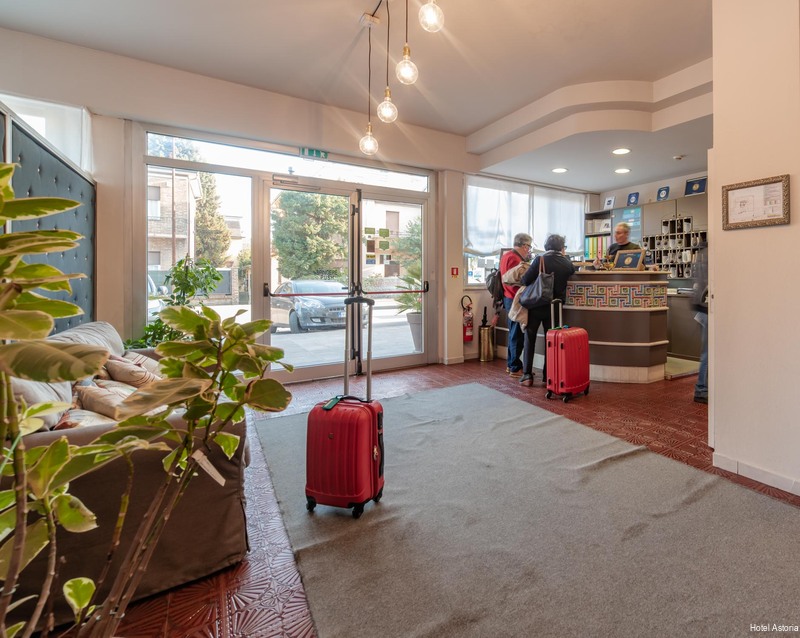 Фото Hotel Astoria