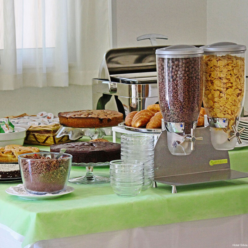 Фото Hotel Silvia Misano Adriatico