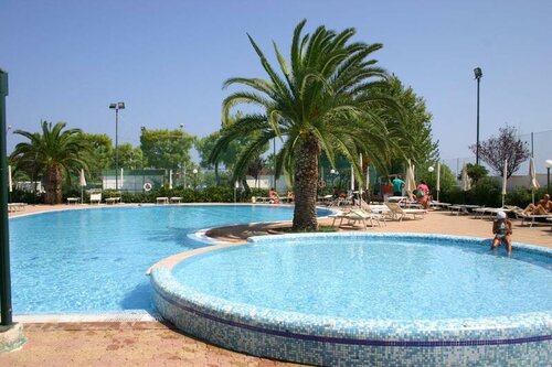 Внешний вид отеля Residence Camping Atlantide в Монополях, фото 1